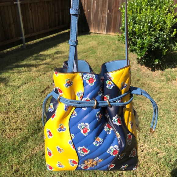 kira chevron floral patchwork bucket bolsa